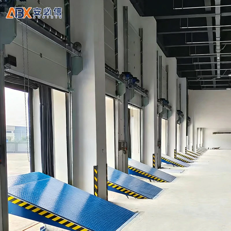 胡杨河铝板滑升门